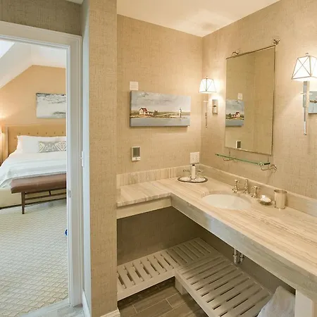 The Grand Hotel Kennebunk Room photo